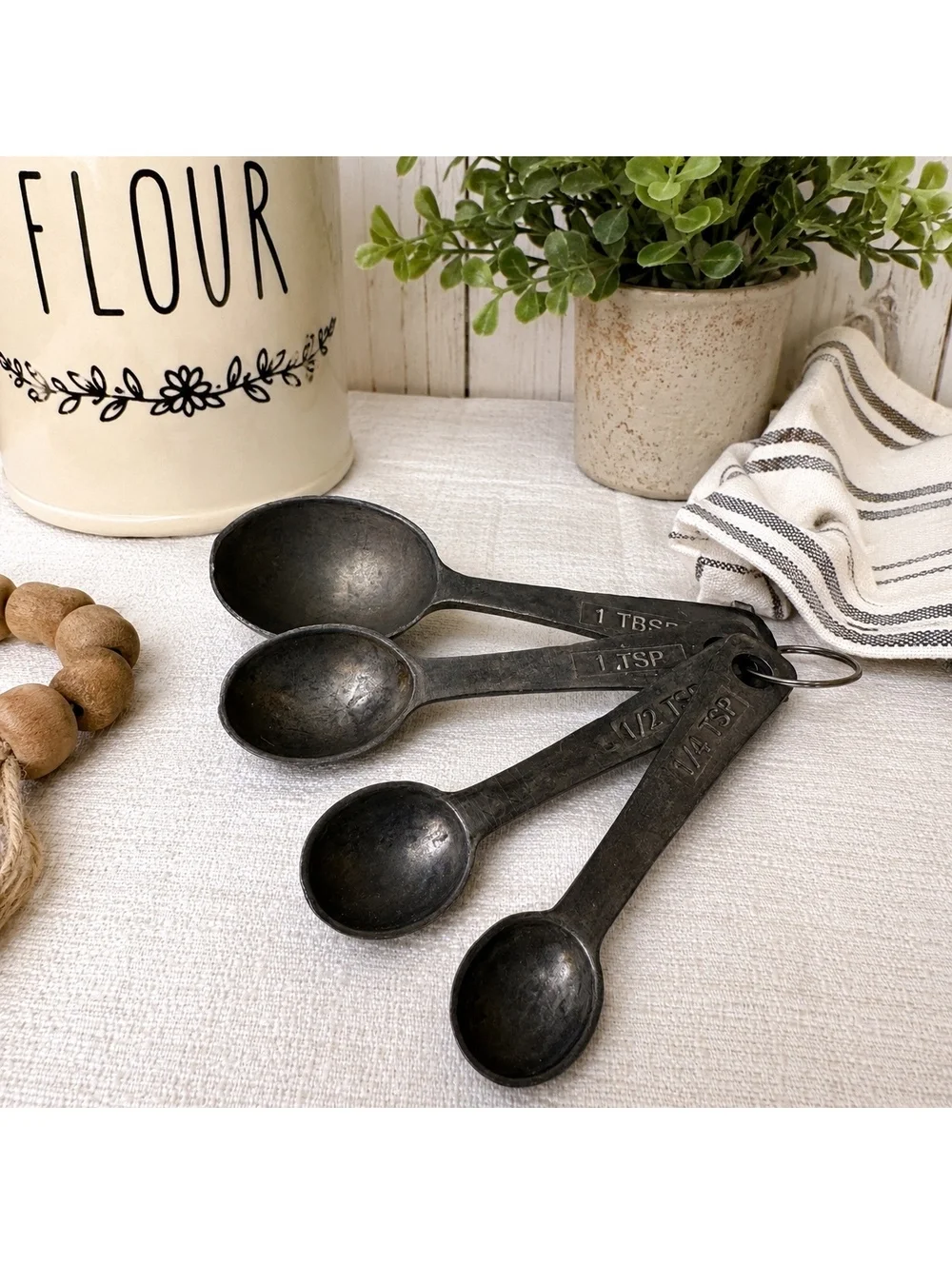 Vintage Aluminum Measuring Spoon Set Of 4 On Ring 1 Tbsp 1 Tsp 1/2 1/4 Tsp